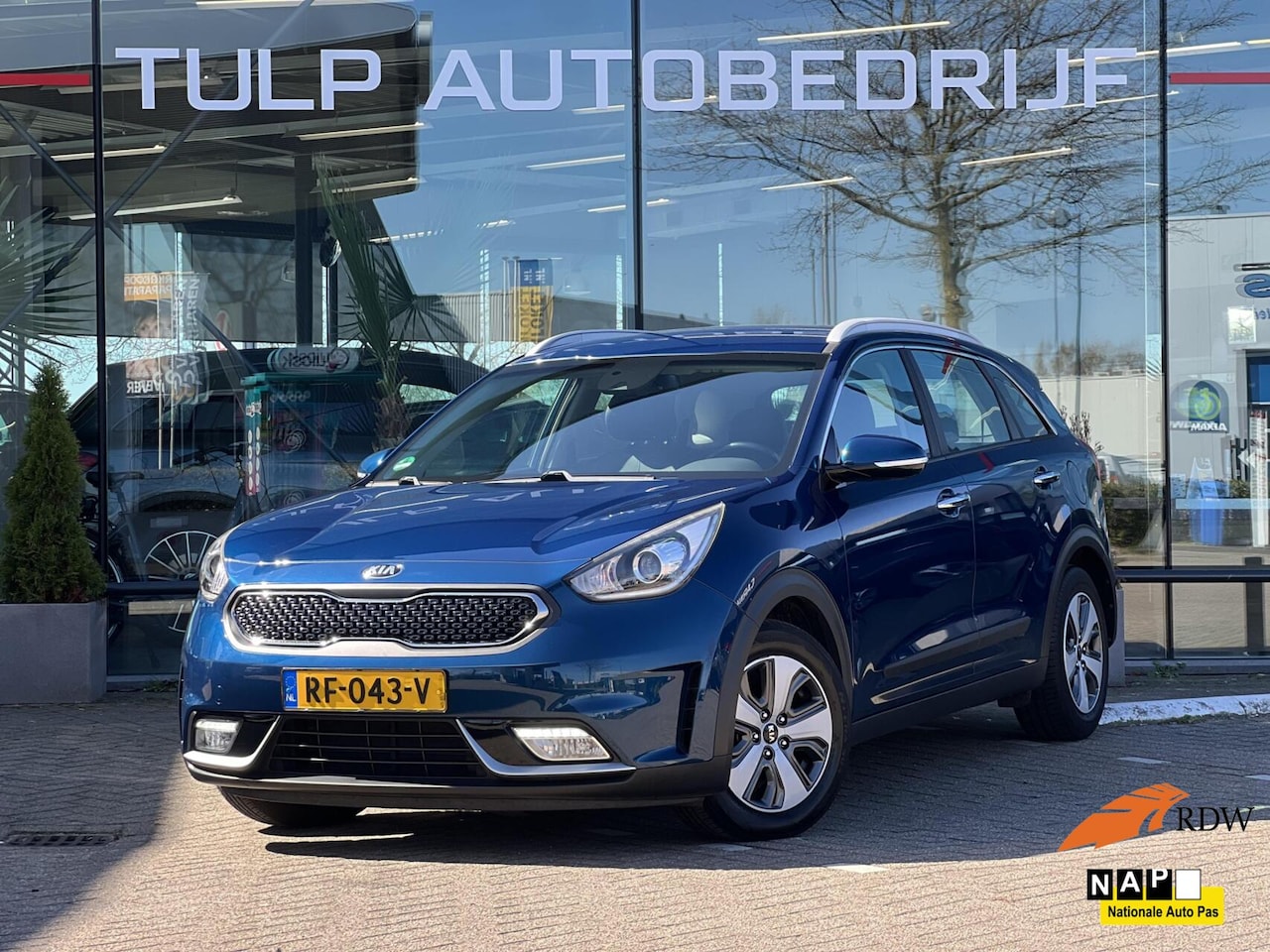 Kia Niro - 1.6 GDi Hybrid DynamicLine 100% onderhouden NAP - AutoWereld.nl