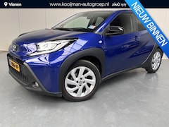 Toyota Aygo X - 1.0 VVT-i MT first