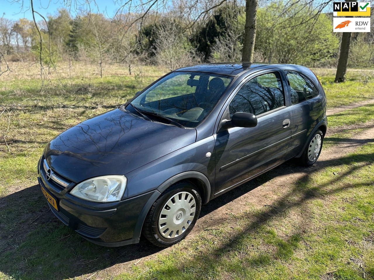 Opel Corsa - 1.2-16V Rhythm APK T/M 20-03-2027 - AutoWereld.nl