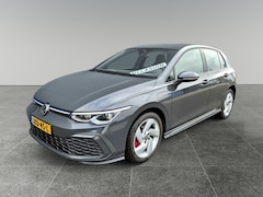 Volkswagen Golf - 1.4 eHybrid GTE | Led | Virtual | Stoelverw | ACC | stuurverw |