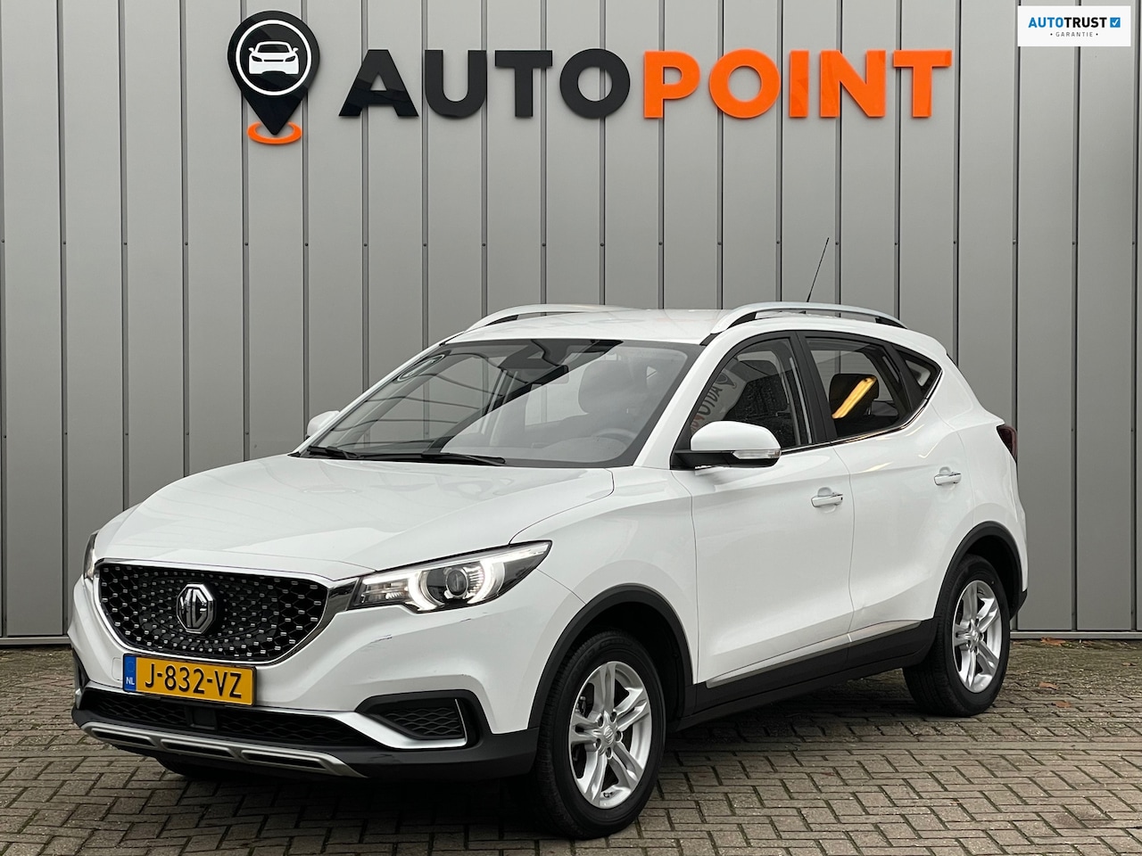 MG ZS - Comfort 45 kWh 1E EIG DEALEROND|APPLECARPLAY|LANE ASSIST|LED|NAVI|KEYLESSENTRY - AutoWereld.nl