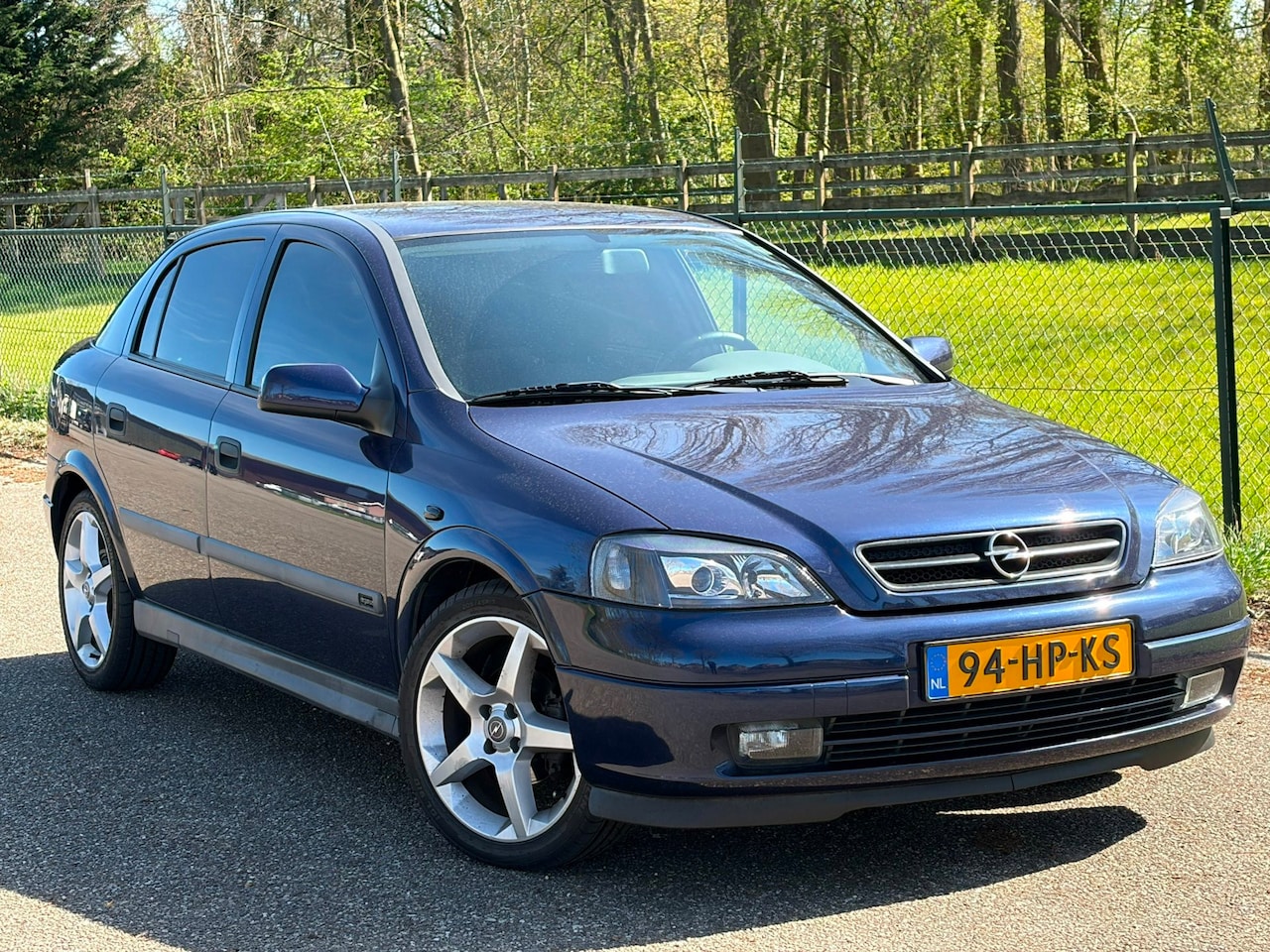 Opel Astra - 1.6-16V Elegance /Automaat/Airco/5-Deurs/ - AutoWereld.nl
