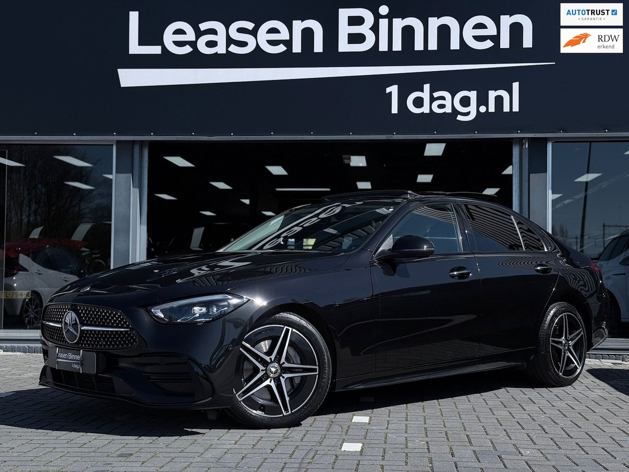 Mercedes-Benz C-klasse - 300 e Business Line AMG Line Pano|Keyless|Burmester - AutoWereld.nl