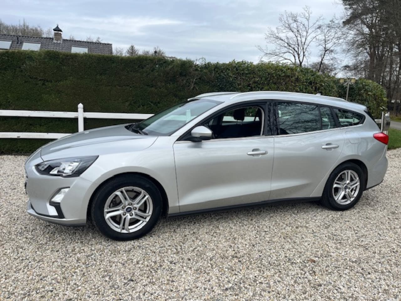 Ford Focus Wagon - 1.0 EcoBoost Hybrid Trend Edition Business 1.0 EcoBoost Hybrid Trend Edition Business