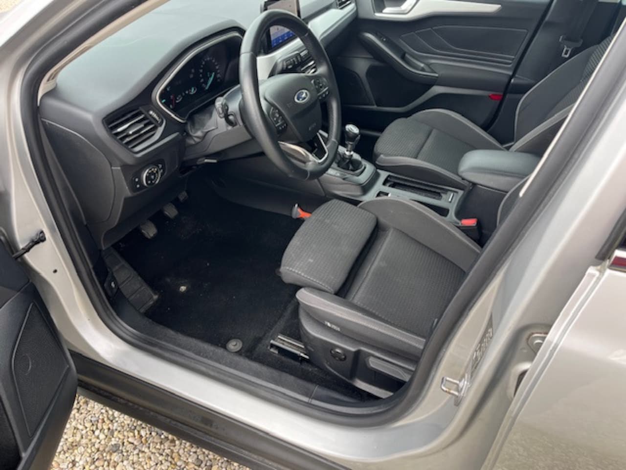 Ford Focus Wagon - 1.0 EcoBoost Hybrid Trend Edition Business 1.0 EcoBoost Hybrid Trend Edition Business