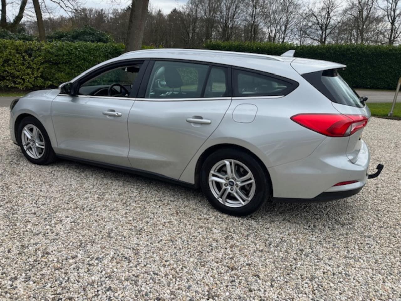 Ford Focus Wagon - 1.0 EcoBoost Hybrid Trend Edition Business 1.0 EcoBoost Hybrid Trend Edition Business