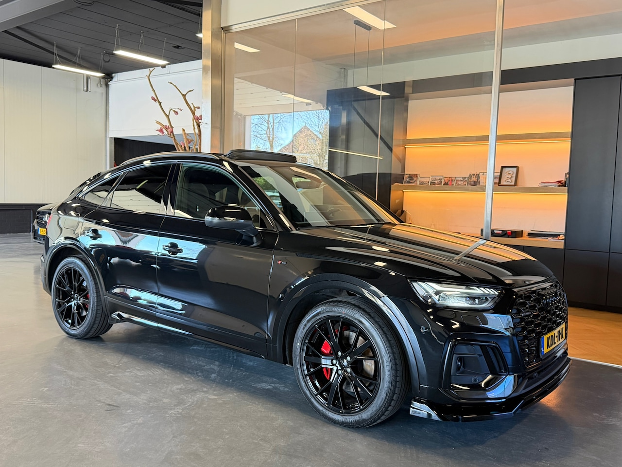 Audi Q5 Sportback - 50 TFSI e 3X S line Pano RS-seats Luchtvering Keyless Camera - AutoWereld.nl