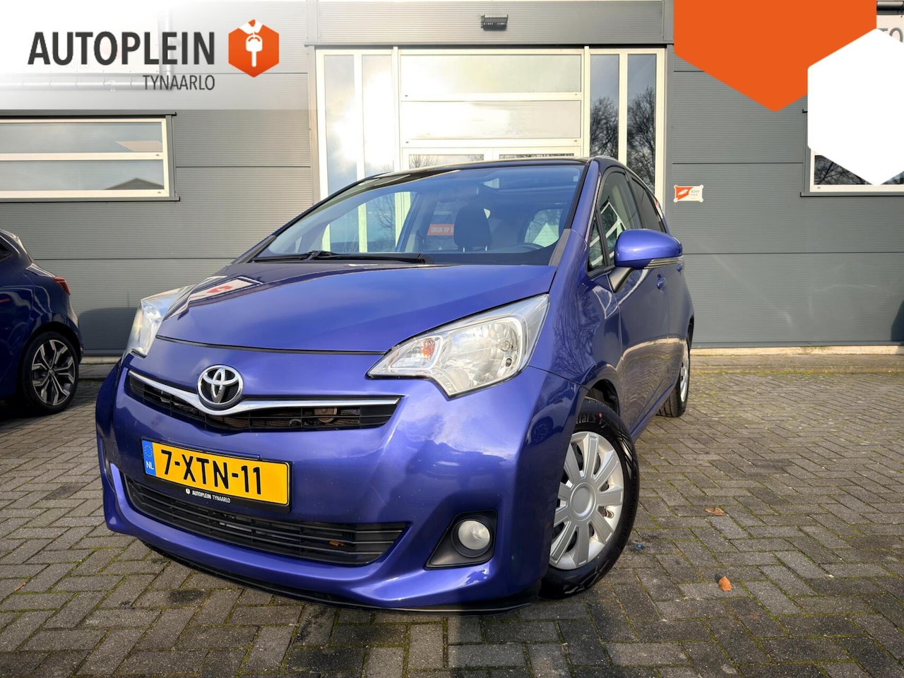 Toyota Verso S - 1.3 VVT-i Comfort|Clima|Cruise|Trekhaak|Navi| - AutoWereld.nl