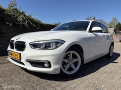 BMW 1-serie - 116i Executive / Climate control / Navigatie