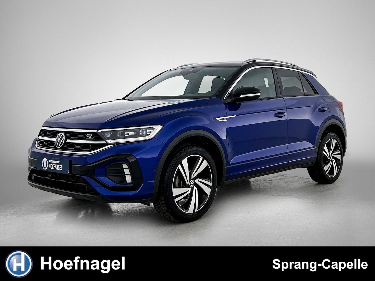 Volkswagen T-Roc - 1.5 TSI R-Line | Camera | Adaptive Cruise | CarPlay | Stoel-/Stuurverwarming - AutoWereld.nl
