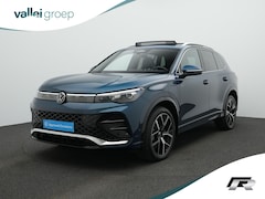 Volkswagen Tiguan - 1.5 eHybrid 272PK DSG R-Line | Panoramadak | Adaptief onderstel | Stuur-/stoelverwarming |
