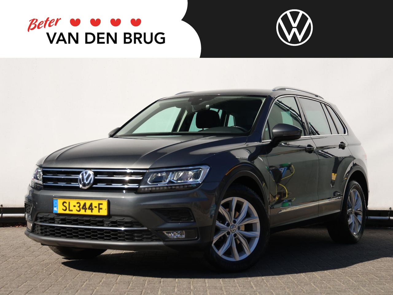 Volkswagen Tiguan - 1.4 TSI ACT Highline 150PK DSG | Led | Camera | Trekhaak | Navigatie | Spiegelpakket | Ele - AutoWereld.nl