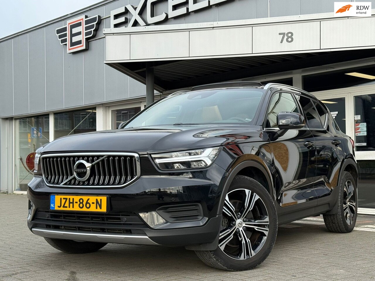 Volvo XC40 - 1.5 T4 Recharge Inscription|Panoramadak - AutoWereld.nl