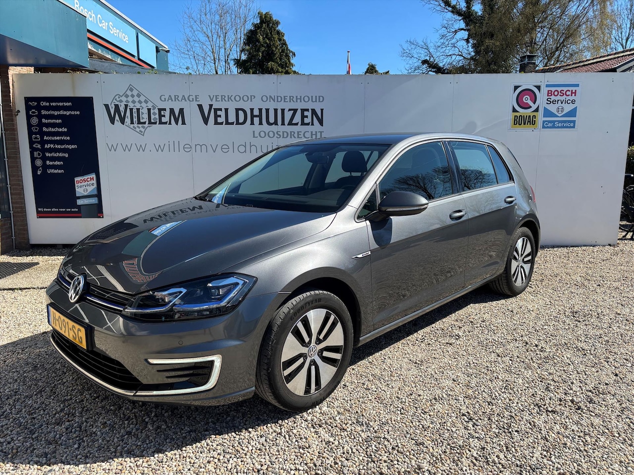 Volkswagen e-Golf - Volkswagen e-Golf - 136pk E-DITION | SoH 90% | Navigatie | PDC | Adaptive Cruise - AutoWereld.nl