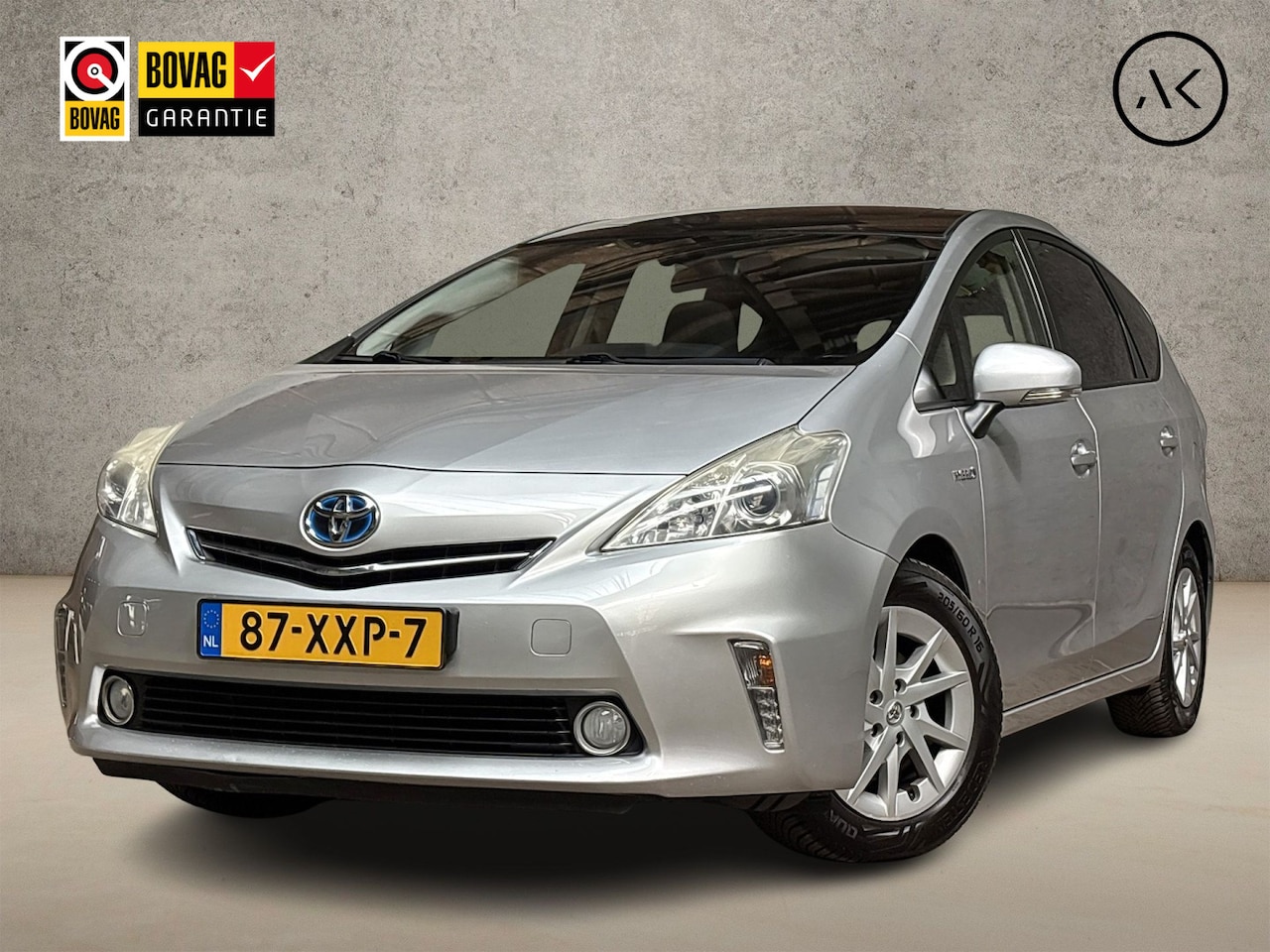 Toyota Prius Wagon - 1.8 Aspiration 96g Automaat (PANORAMADAK, NAVIGATIE, CLIMATE, KEYLESS, HEAD-UP DISPLAY, CA - AutoWereld.nl