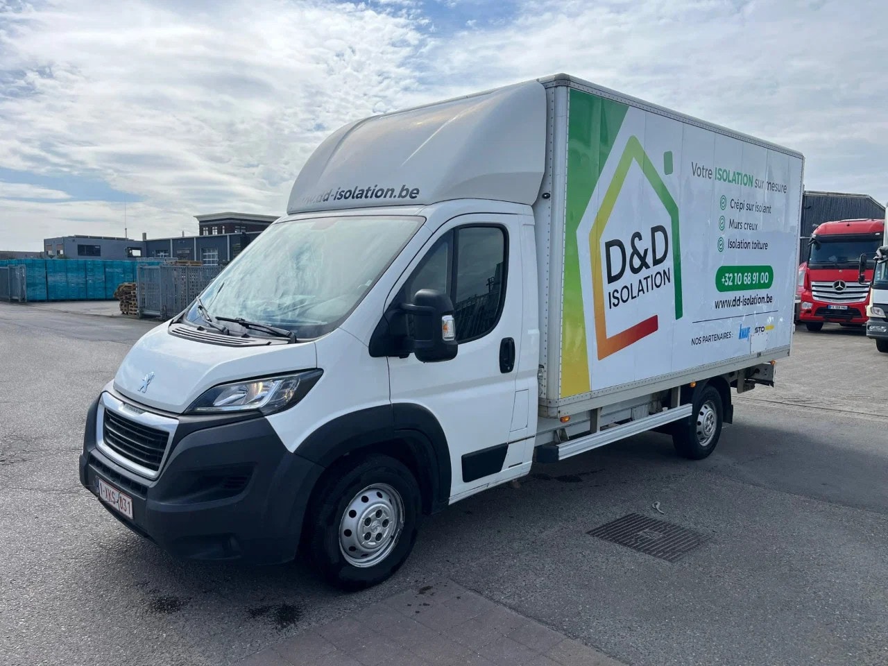 Peugeot Boxer - 160 / A/C / NAVI - AutoWereld.nl