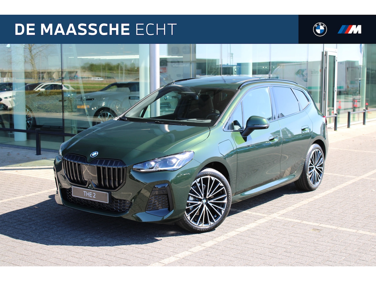 BMW 2-serie Active Tourer - 225e xDrive High Executive M Sport Automaat / Trekhaak / Panoramadak / M Adaptief onderste - AutoWereld.nl