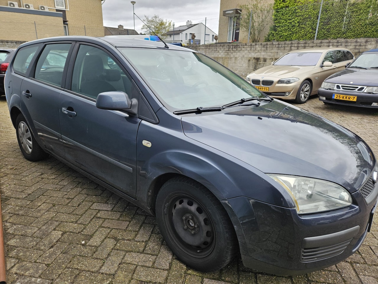 Ford Focus Wagon - 1.6-16V Ambiente 1.6-16V Ambiente - AutoWereld.nl