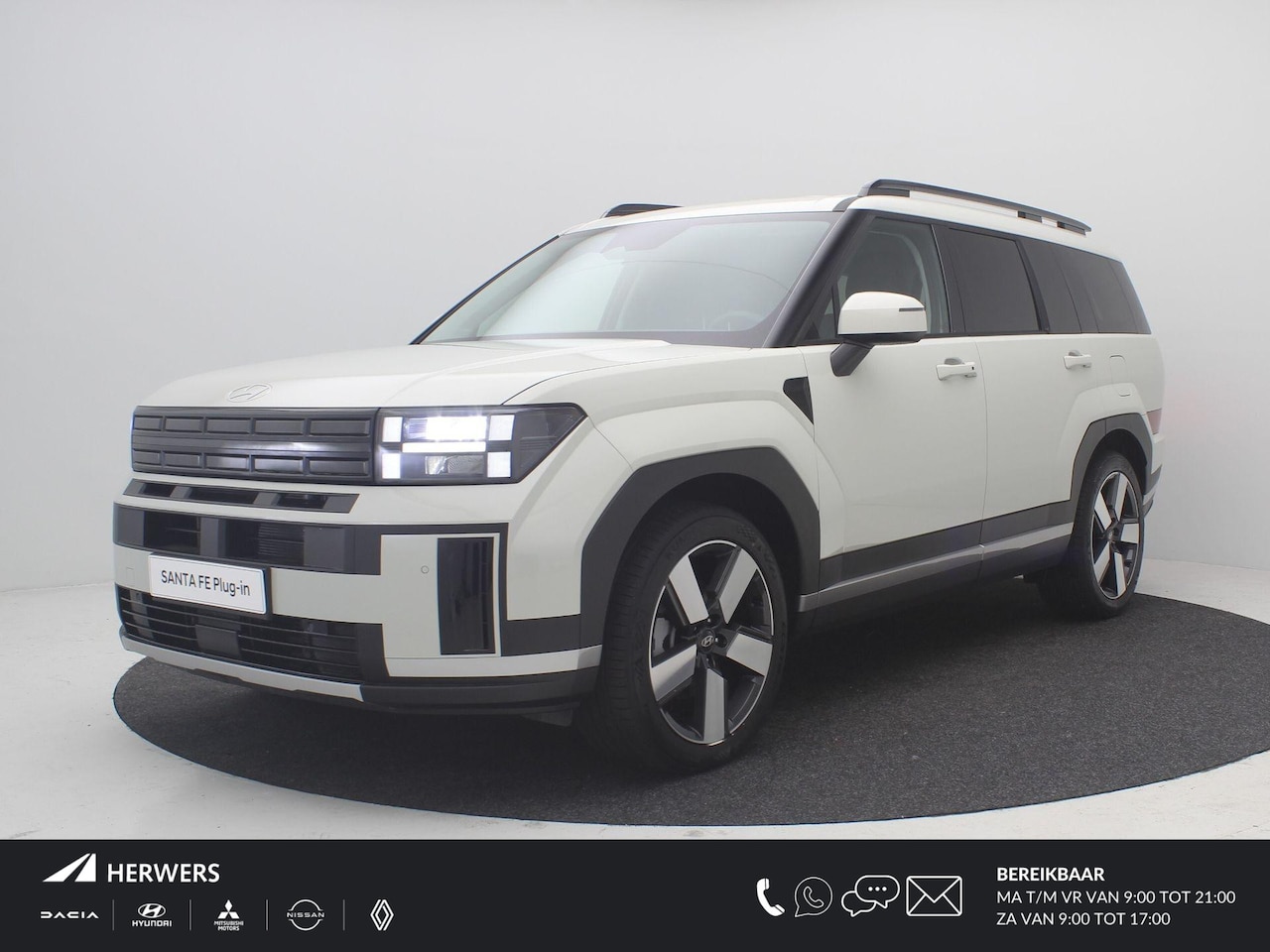 Hyundai Santa Fe - 1.6 T-GDI PHEV Comfort Smart 4WD 7p. / 7 persoons / Navigatie  / 1010KG Trekgewicht / Keyl - AutoWereld.nl