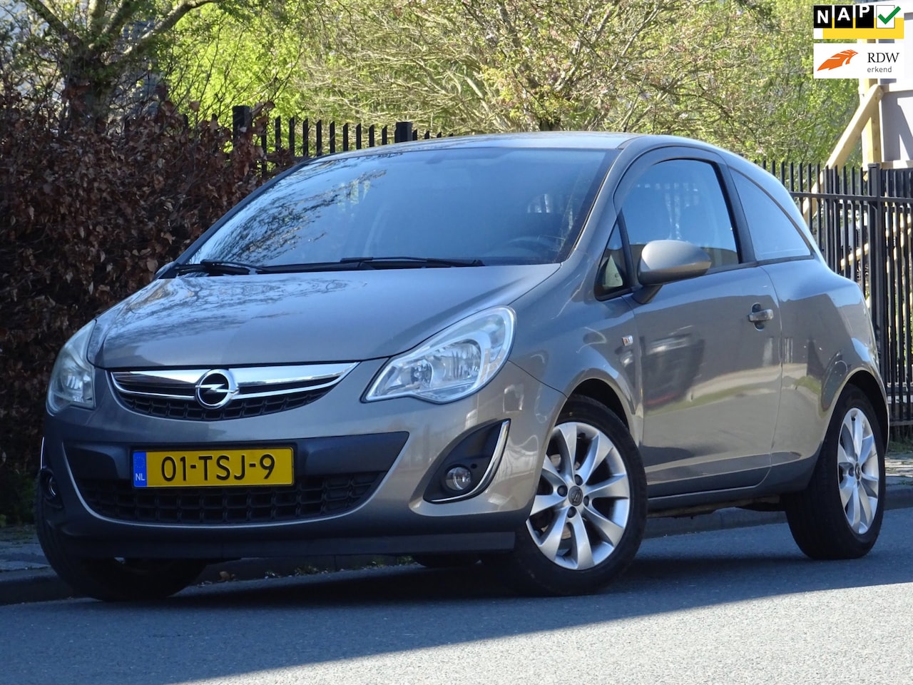 Opel Corsa - 1.2-16V Anniversary Edition NAP/AIRCO/CRUISE/APK - AutoWereld.nl