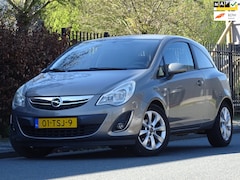Opel Corsa - 1.2-16V Anniversary Edition NAP/AIRCO/CRUISE/APK