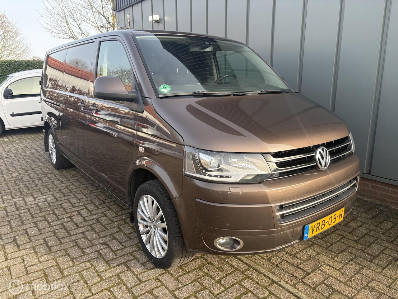 Volkswagen Transporter - 2.0 TDI BM L2H1 Incl. Borg BPM - AutoWereld.nl