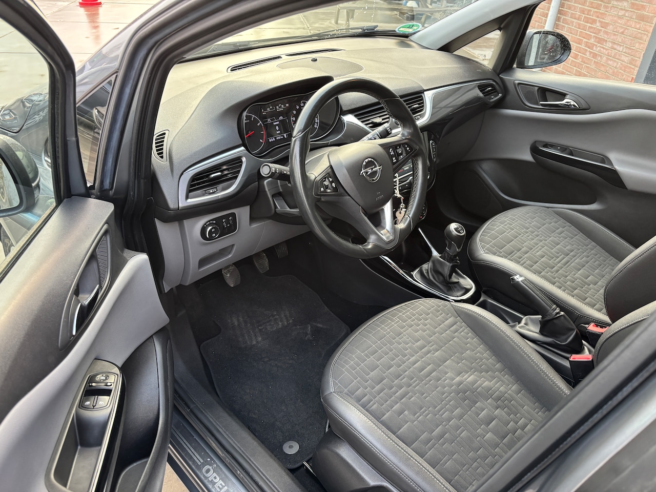 Opel Corsa - 1.4 Innovation | Org-NL auto. 5drs. Navi. Clima. Trekhaak.