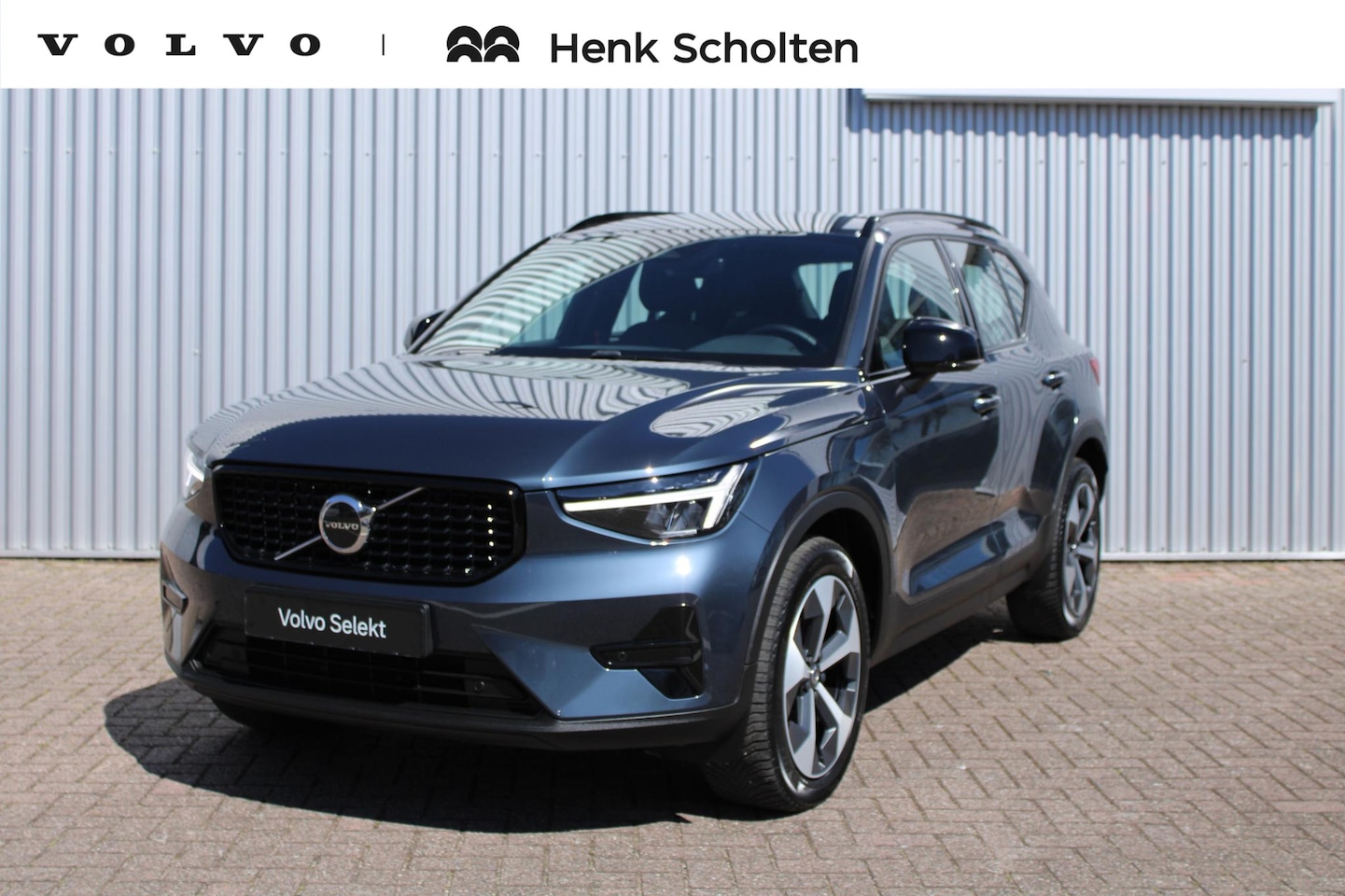 Volvo XC40 - B4 Plus Dark | Harman/Kardon Audio | Achteruitrijcamera | Google Services | Stoelverwarmin - AutoWereld.nl