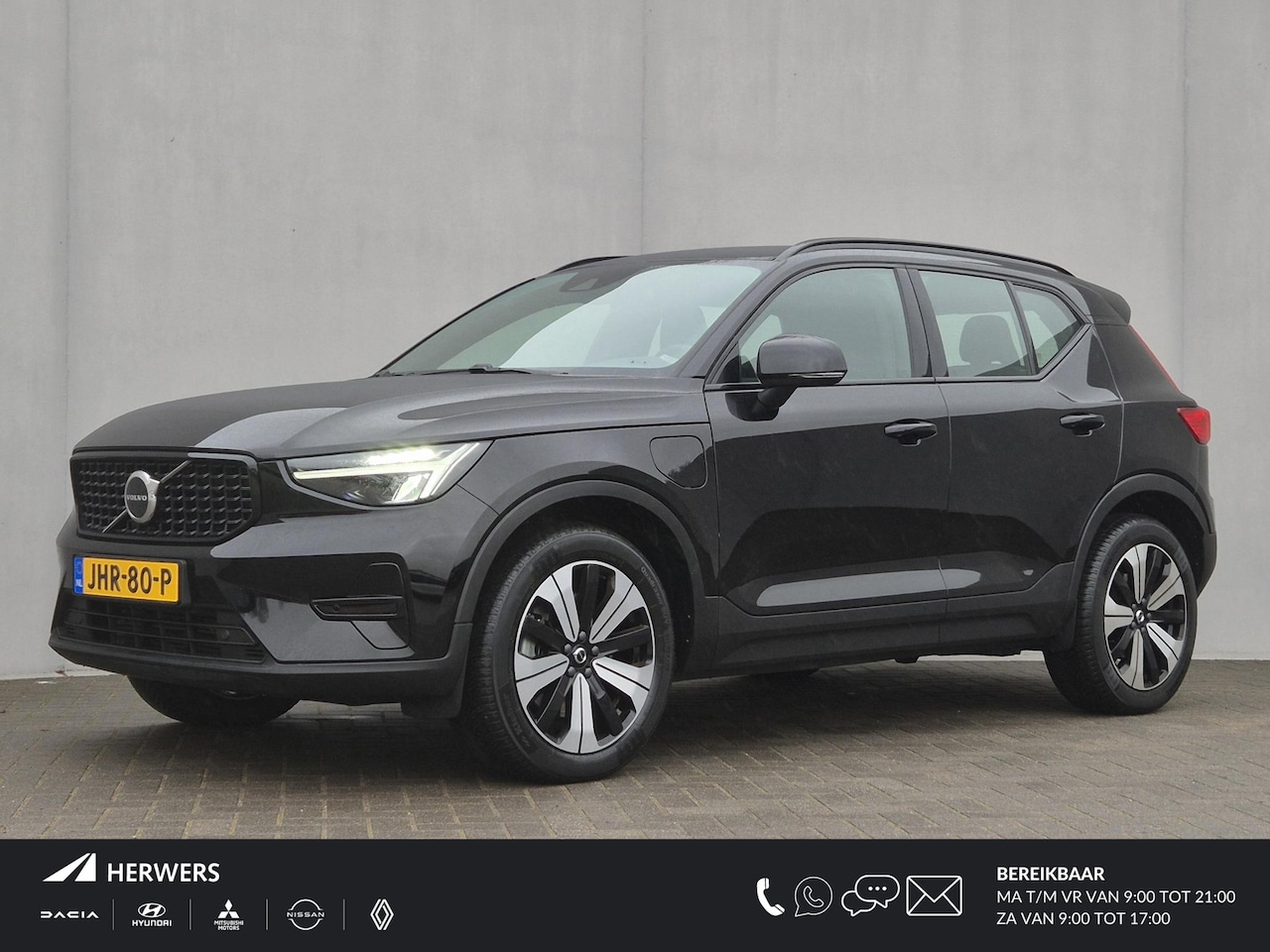 Volvo XC40 - 1.5 T5 Recharge Plus Dark Automaat / Accu SOH 94,43% / All season banden / Harman/Kardon A - AutoWereld.nl