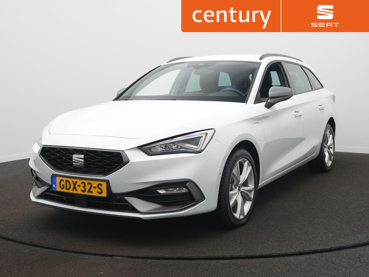 SEAT Leon Sportstourer - 1.4 TSI eHybrid PHEV FR Business Intense Navigatie - Camera - Clima - l.m.velgen - AutoWereld.nl