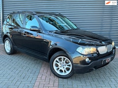 BMW X3 - 2.5si Xenon | Climate Control | Pano | Cruise