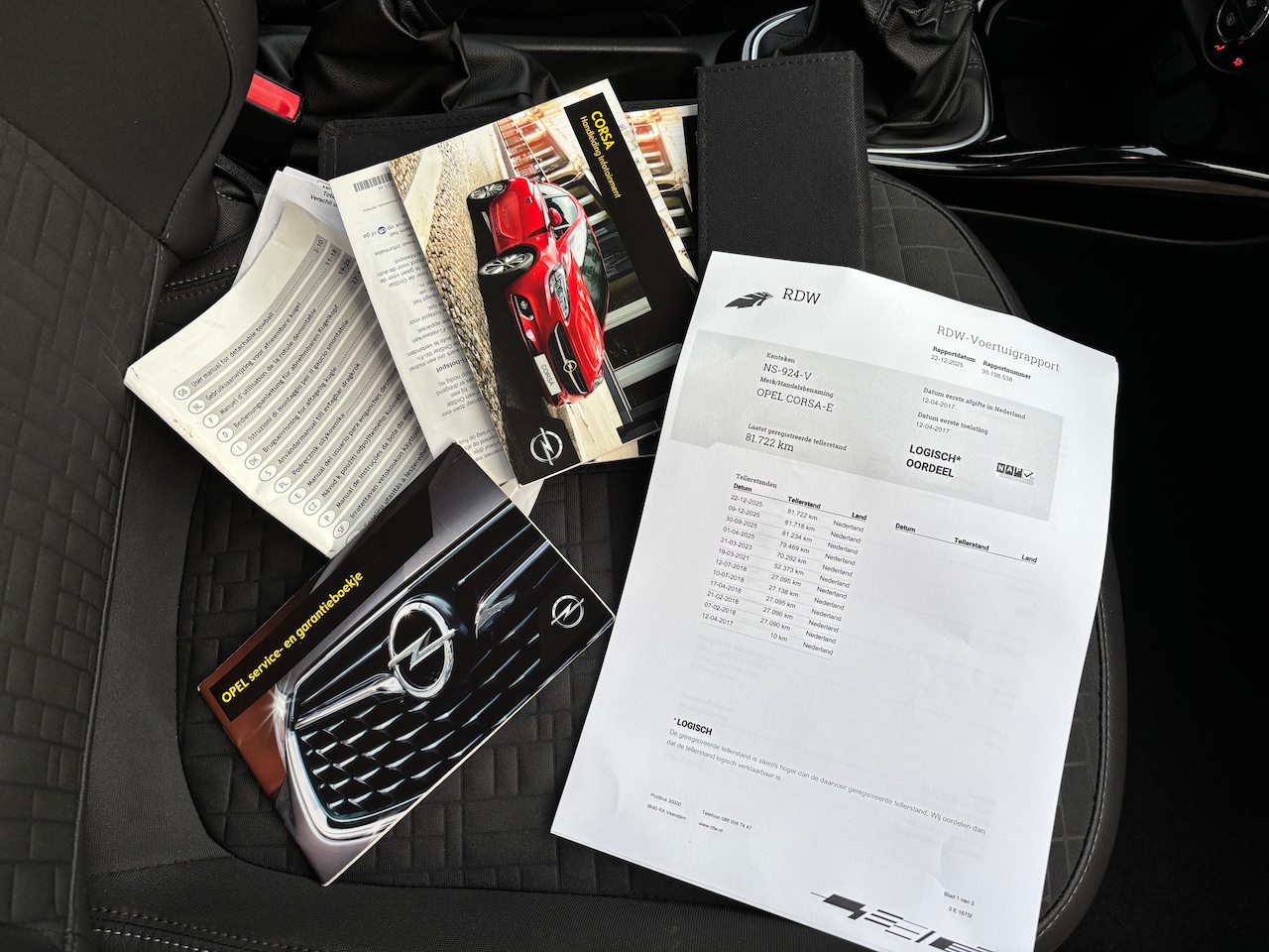 Opel Corsa - 1.4 Innovation | Org-NL auto. 5drs. Navi. Clima. Trekhaak.