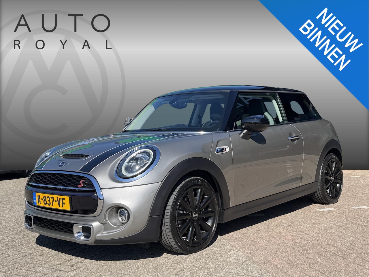 MINI Cooper S - Mini 2.0 60 Years Edition AUTOMAAT| PANORAMADAK| NAVIGATIE| AIRCO/ECC| SPORT INTERIEUR| XE - AutoWereld.nl