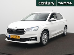 Skoda Fabia - 1.0 TSI Selection / Airco / Sensoren / Carplay