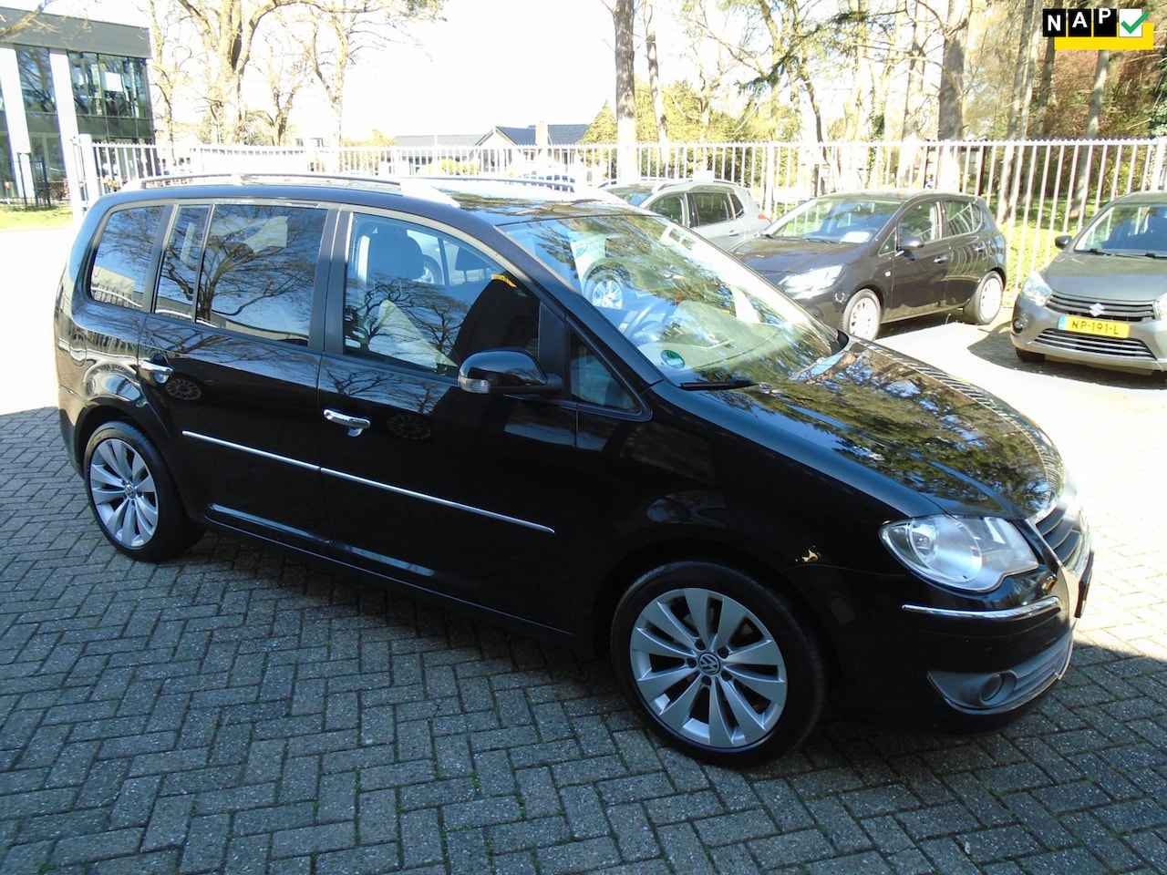 Volkswagen Touran - 1.4 TSI Comfortline Business 1.4 TSI Comfortline Business - AutoWereld.nl