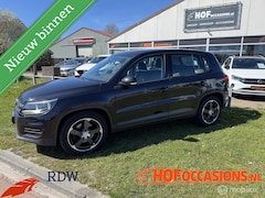 Volkswagen Tiguan - 1.4 TSI Sport&Style CARPLAY/STOELVERW/TREKHAAK