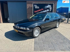BMW 5-serie Touring - 530i Automaat Leer PDC