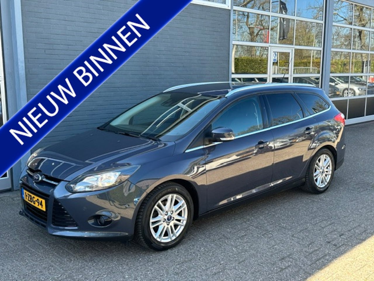 Ford Focus Wagon - 1.0 EcoBoost 125 PK Edition Plus / Stoelverwarming / Trekhaak - AutoWereld.nl
