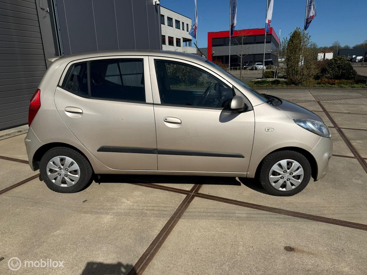 Hyundai i10 - 1.1 i-Motion Cool AIRCO - AutoWereld.nl