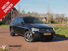 Mercedes-Benz GLC-klasse - 300e 4MATIC Business Solution AMG | Panoramadak | Trekhaak | 360 Camera | Sfeerverlichting