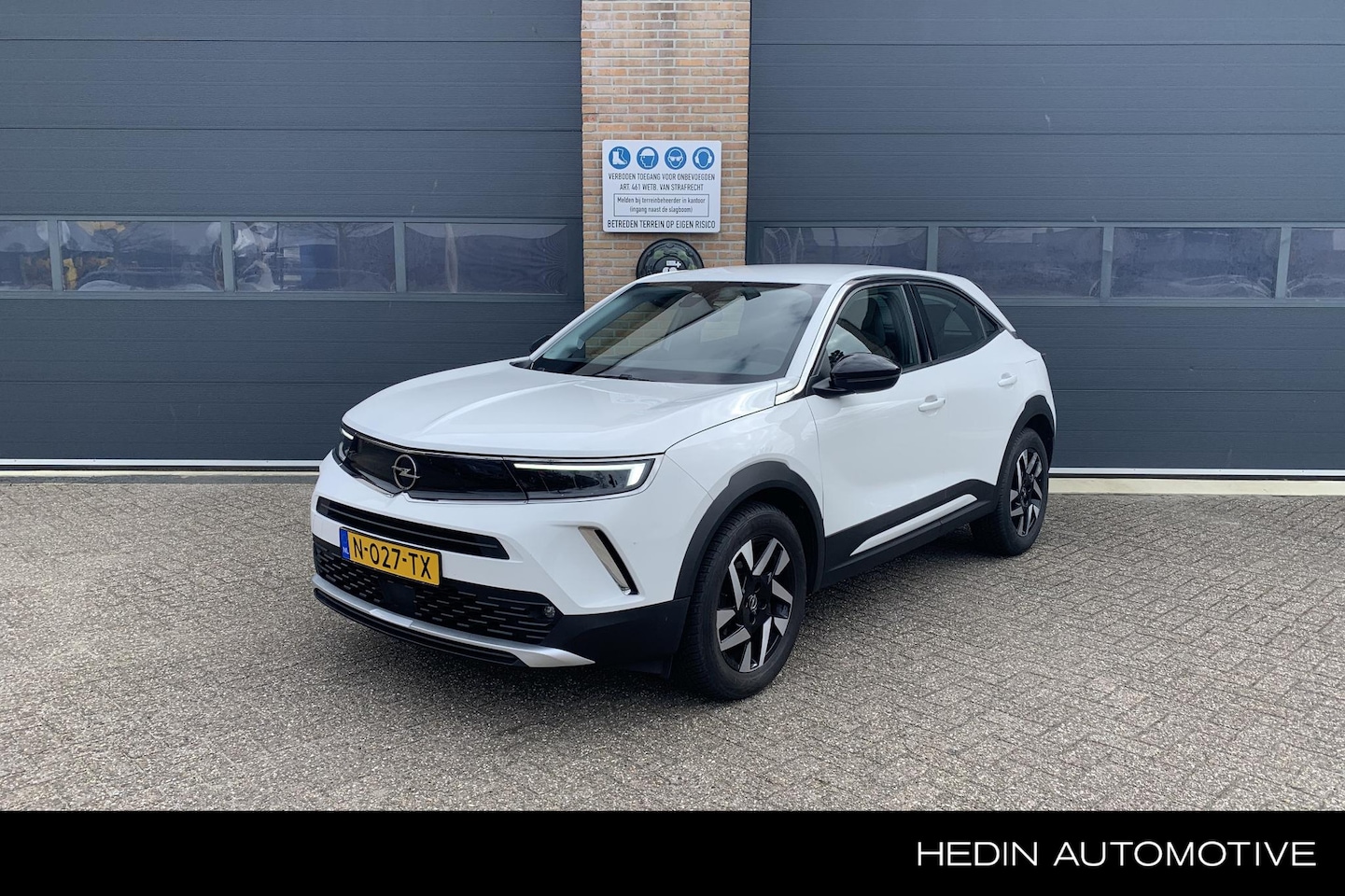 Opel Mokka - 1.2 Business Elegance 360° Camera | Navigatie | Stoel-en-Stuurverwarming | Keyless Entry - AutoWereld.nl