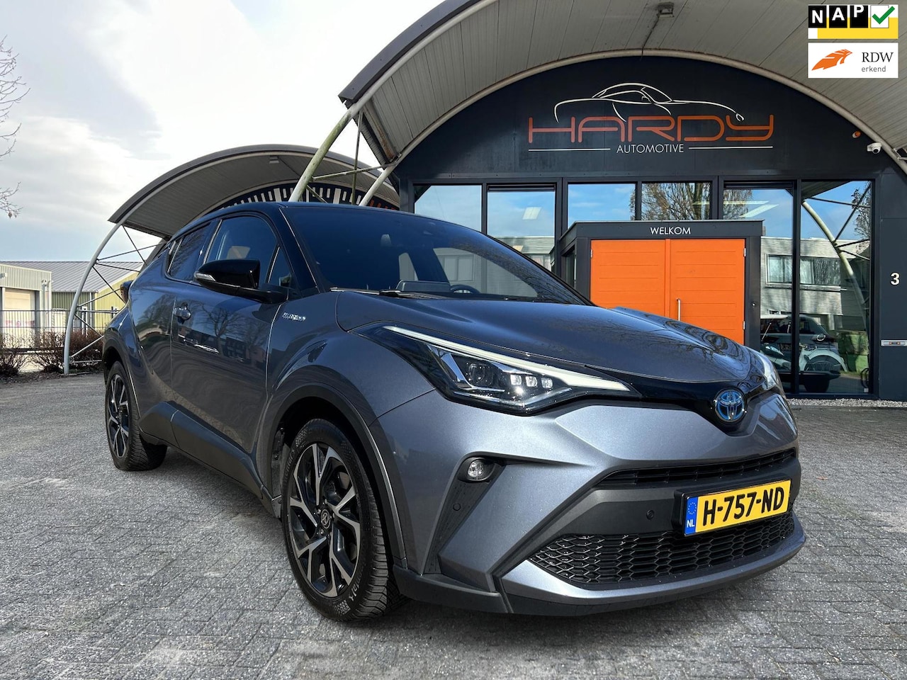 Toyota C-HR - 2.0 Hybrid First Edition 100% Dealer Onderhouden NL-Auto - AutoWereld.nl