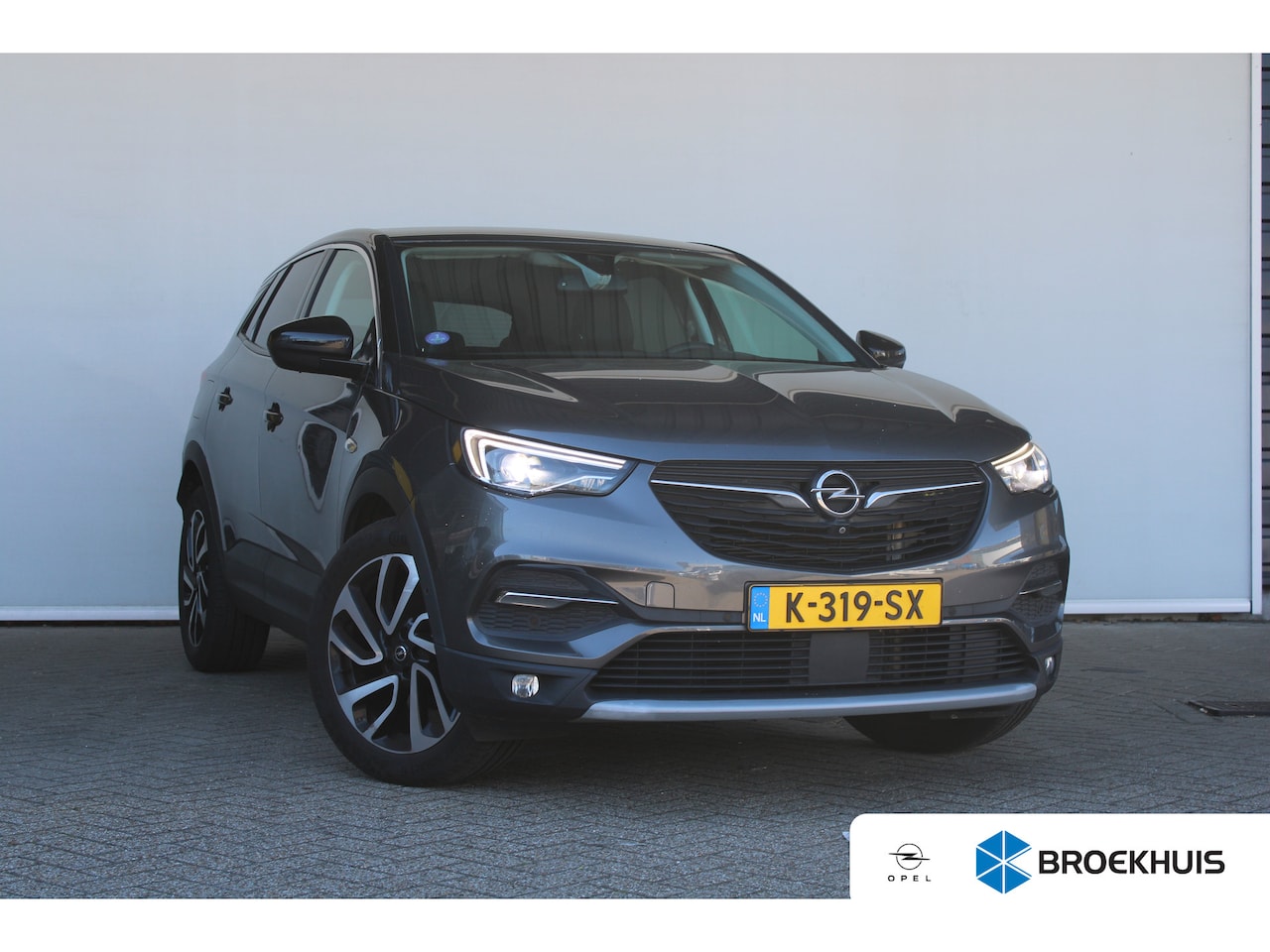 Opel Grandland X - 1.2 Turbo Ultimate | Camera | Lederen bekleding | Navigatie | Stoel- & stuurverwarming | C - AutoWereld.nl