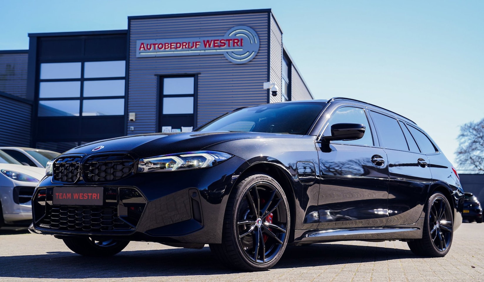 BMW 3-serie Touring - 330e xDrive | Head Up Display | M Sportstoelen | Harman/Kardon | Camera - AutoWereld.nl