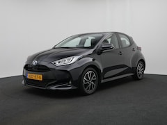 Toyota Yaris - 1.5 Hybrid Active Limited || 17'' velgen || navigatie ||