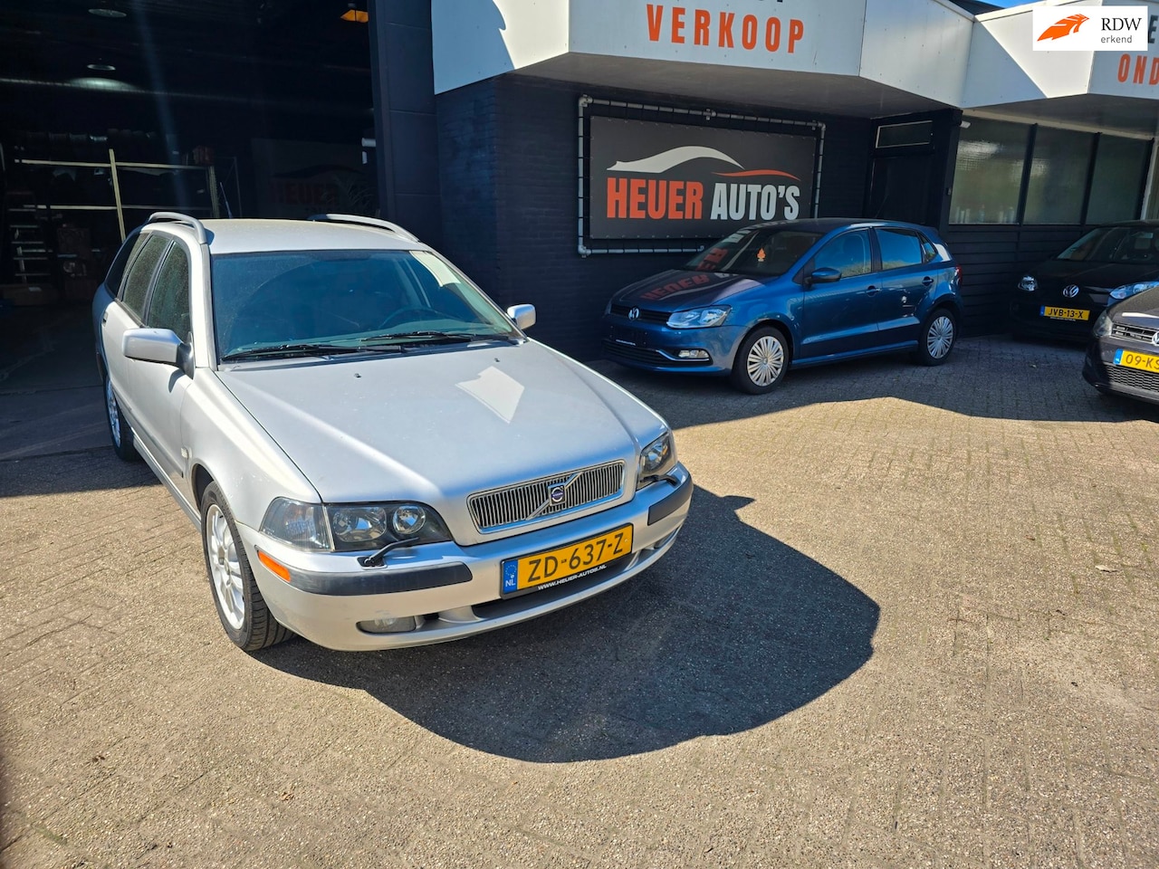 Volvo V40 - 1.6 NW APK EN BEURT AIRCO CRUISE - AutoWereld.nl