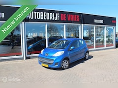 Peugeot 107 - 1.0-12V Urban Move Airco/5deurs/NAP/Toerenteller