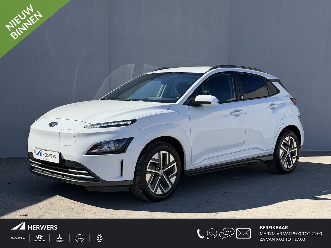 Hyundai Kona Electric - EV Comfort Smart 39 kWh Automaat / Accu SOH 100% / Fabrieksgarantie tot 02-2027 / Dealer o - AutoWereld.nl