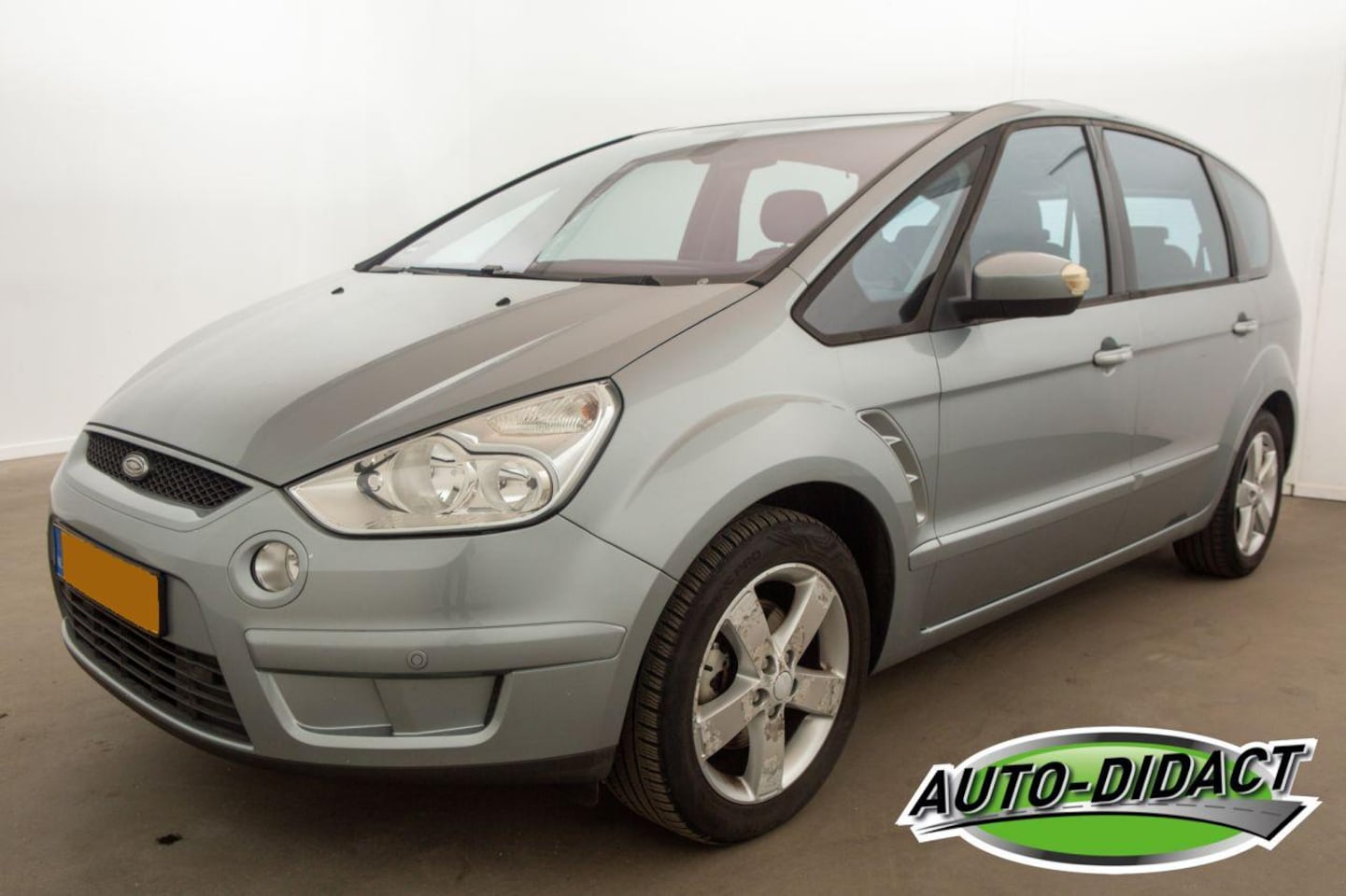 Ford S-Max - 2.0 Navi Clima 7p - AutoWereld.nl