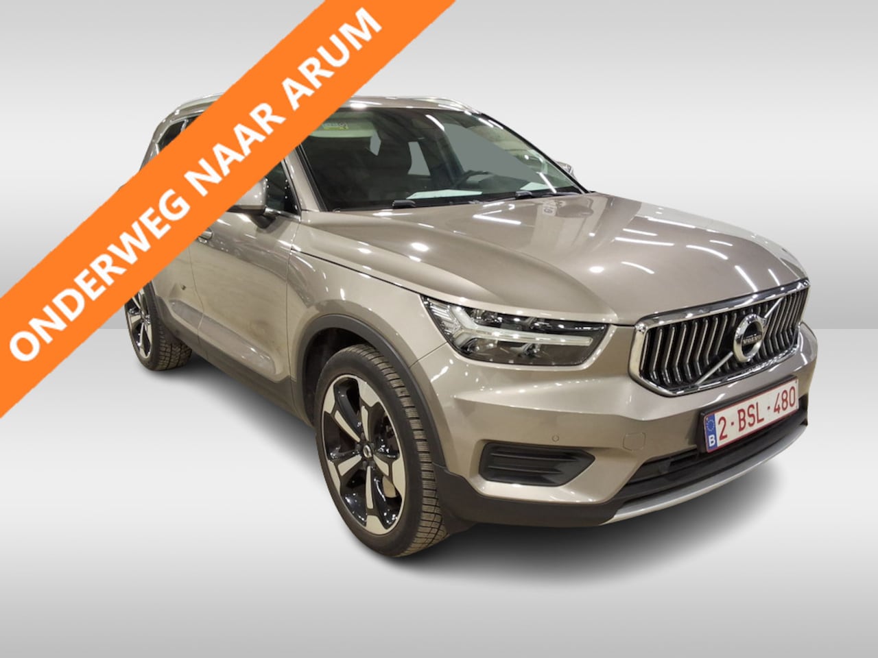 Volvo XC40 - 1.5 T4 Recharge Inscription PANO | VOL LEER | TREKH. | PILOT + ACC - AutoWereld.nl